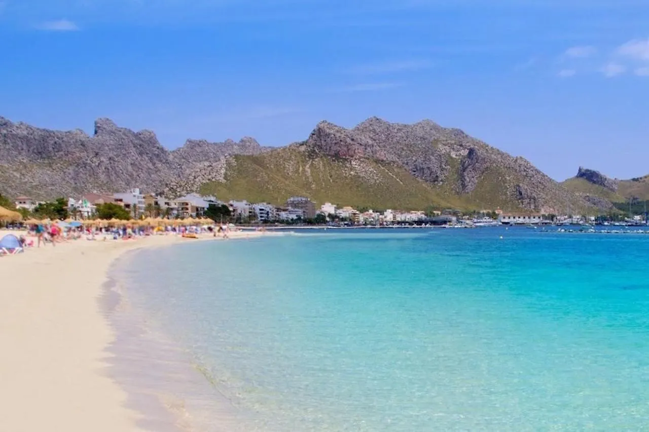 Beautiful Puerto Pollensa Villa Can Bauza Private Pool Gardens 4 Bedrooms España